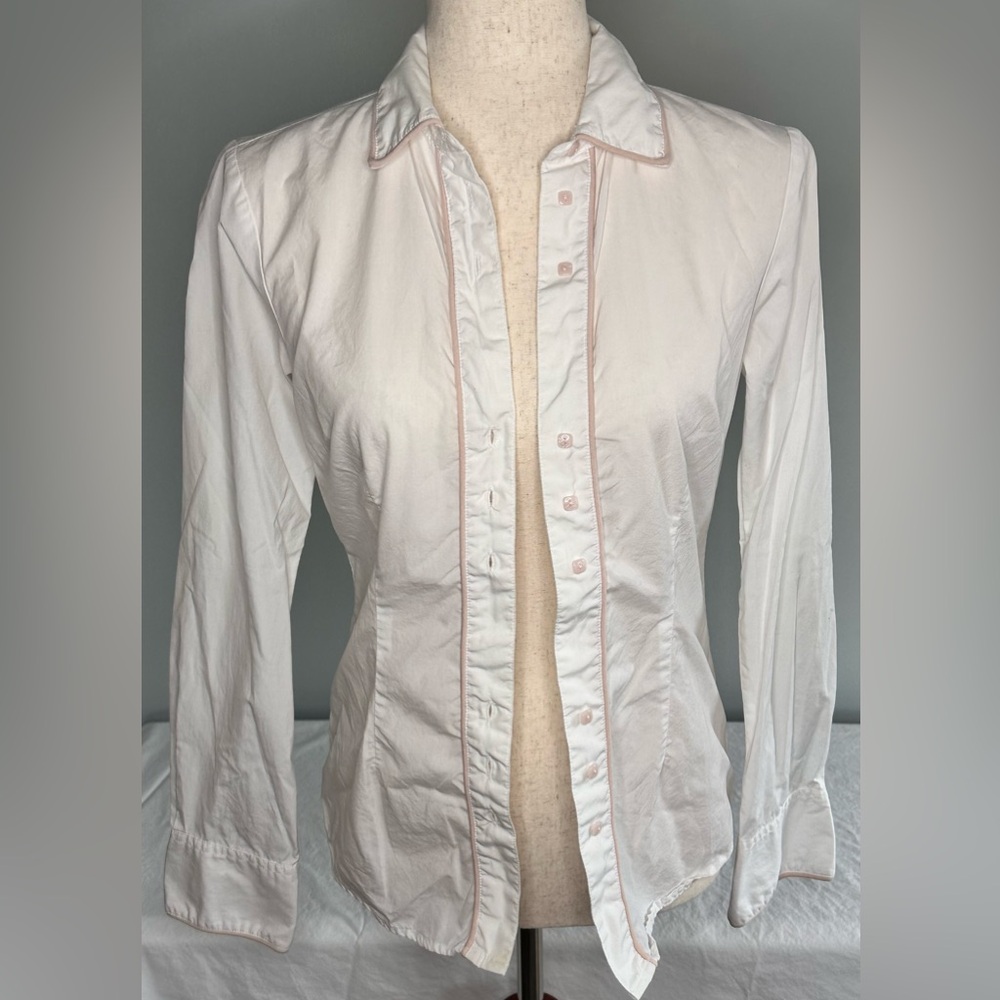 Original Penguin Shirt white with Pink Trim and pink square buttons 
Sz 4